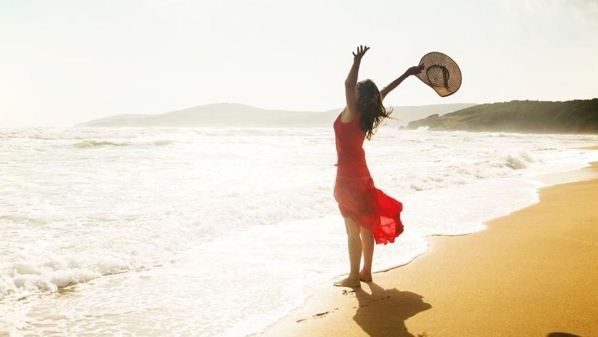 Fotografija djevojke na plaži