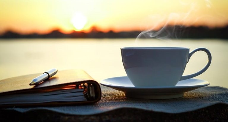 jutarnja kava i dnevnik