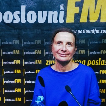 Mojca u studiju PoslovniFM